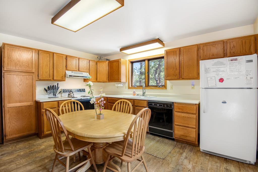 Dog-friendly, mountain-view home with deck & grill - Permit #3504