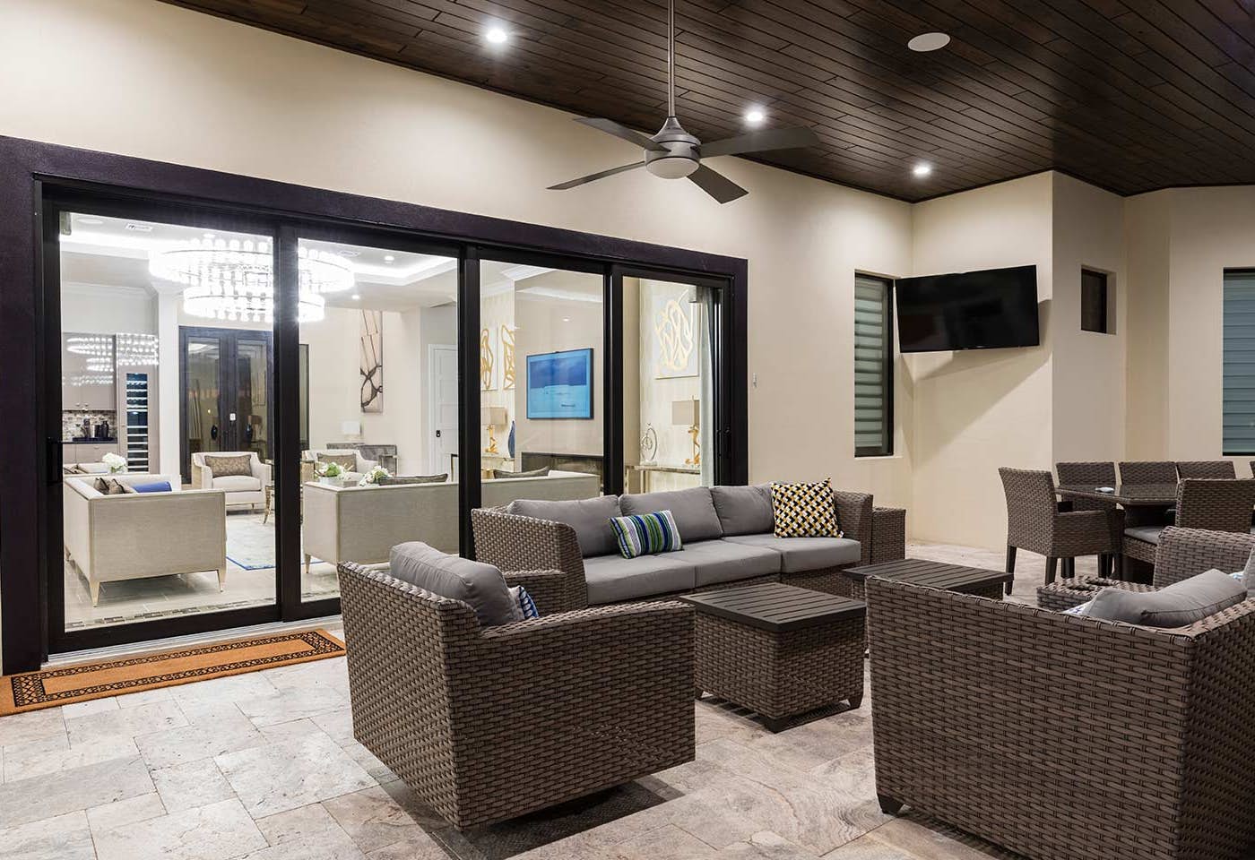 W313E - The Epic Portal Mansion