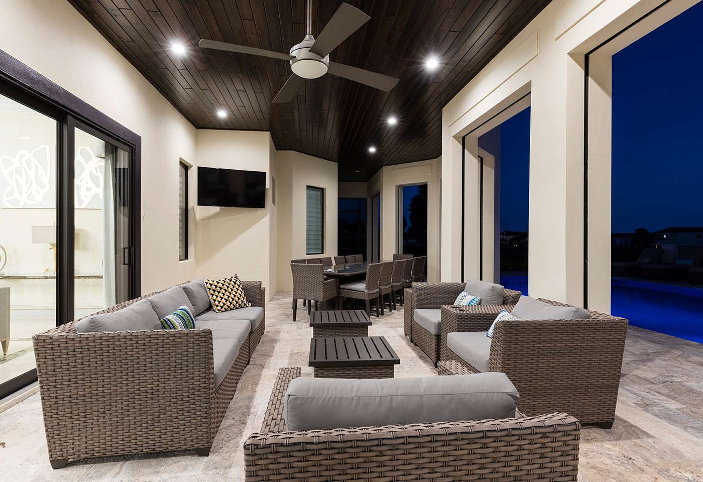 W313E - The Epic Portal Mansion