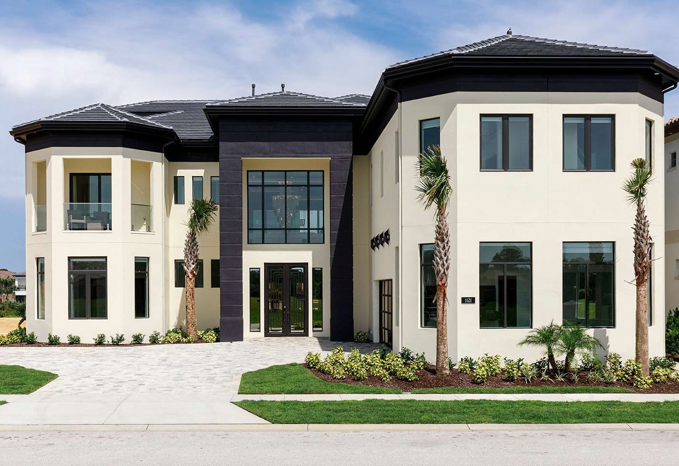 W313E - The Epic Portal Mansion