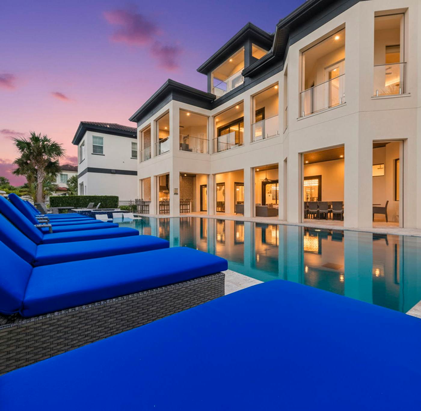 W313E - The Epic Portal Mansion