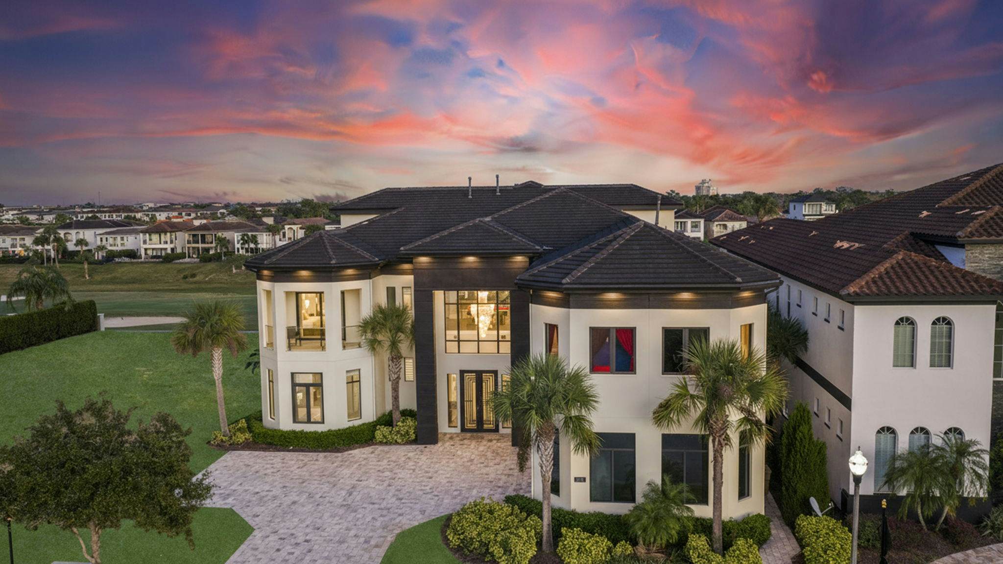 W313E - The Epic Portal Mansion