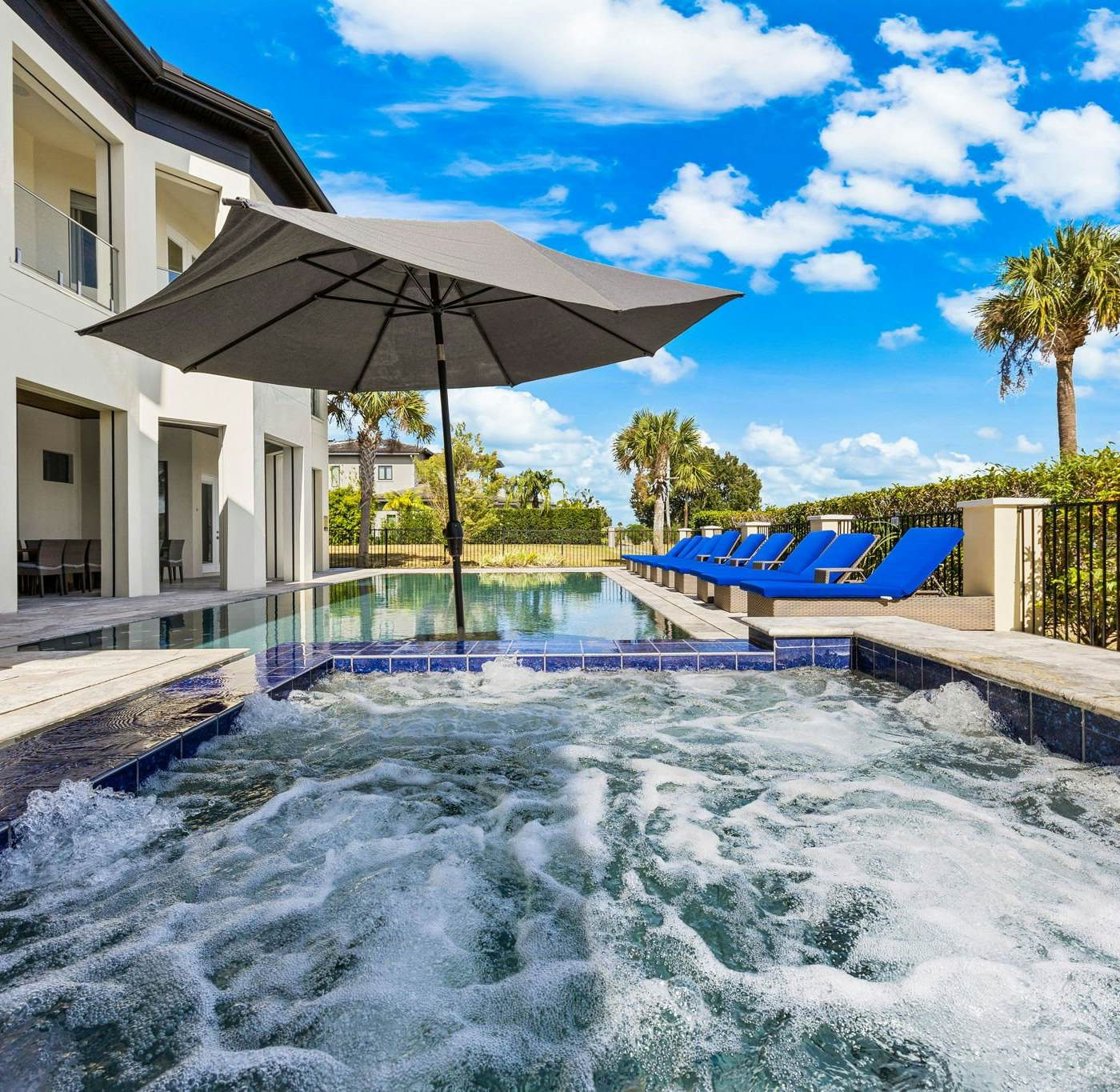 W313E - The Epic Portal Mansion