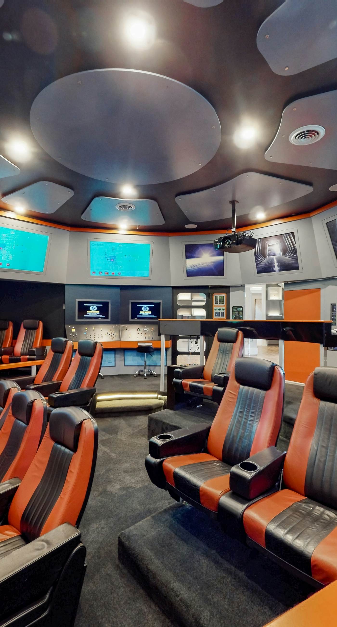 W313E - The Epic Portal Mansion