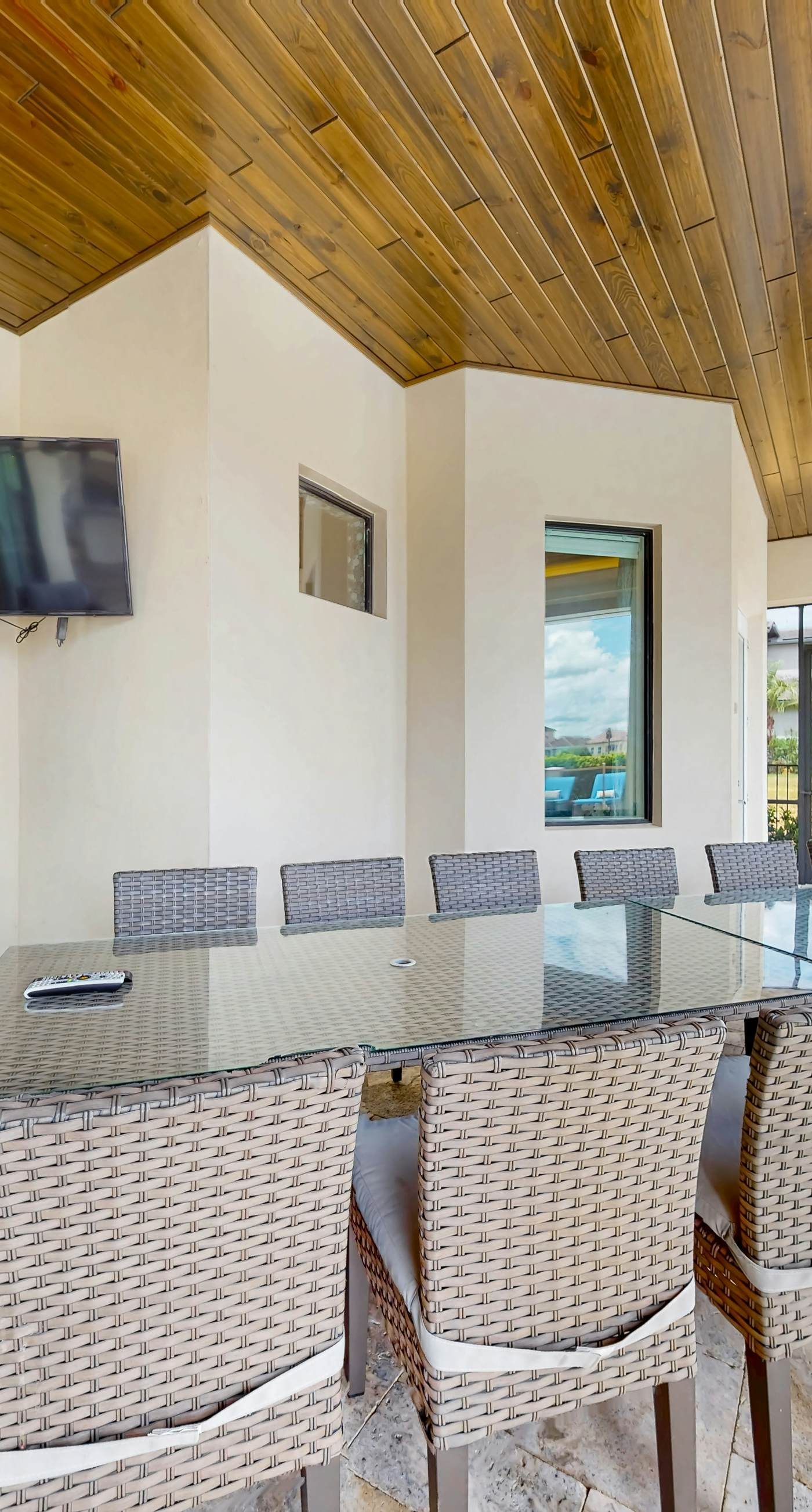 W313E - The Epic Portal Mansion