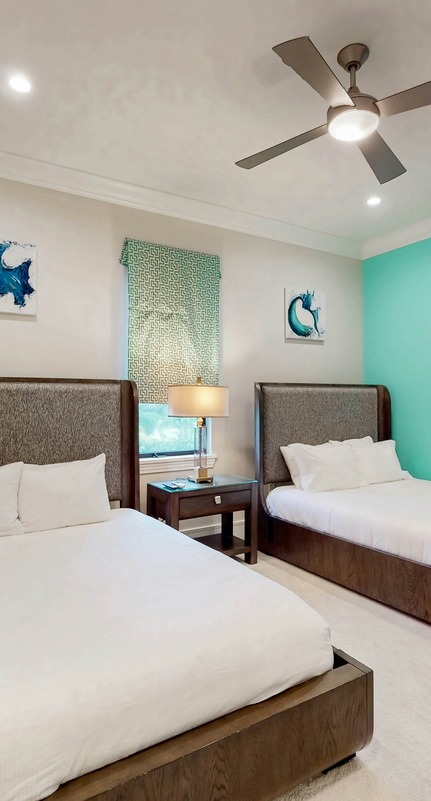 W313E - The Epic Portal Mansion