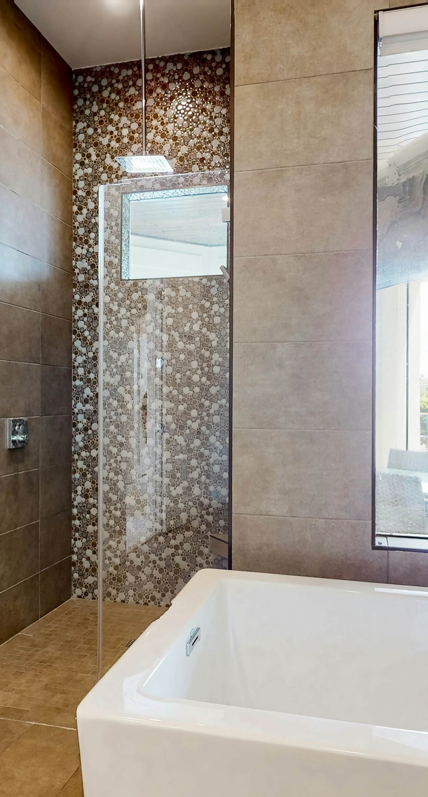 W313E - The Epic Portal Mansion