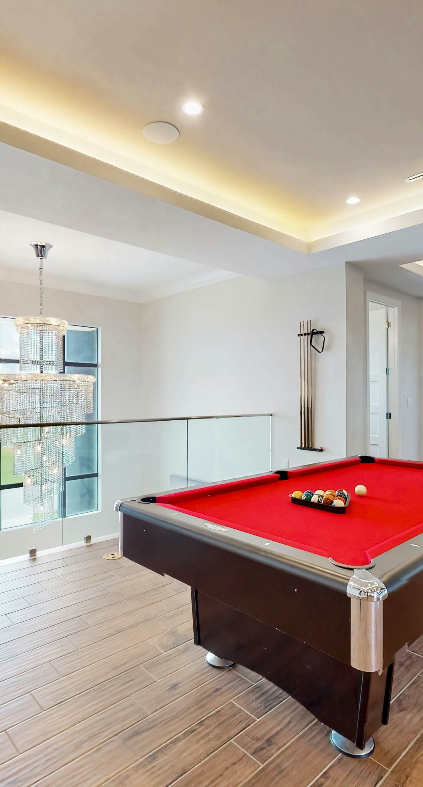 W313E - The Epic Portal Mansion