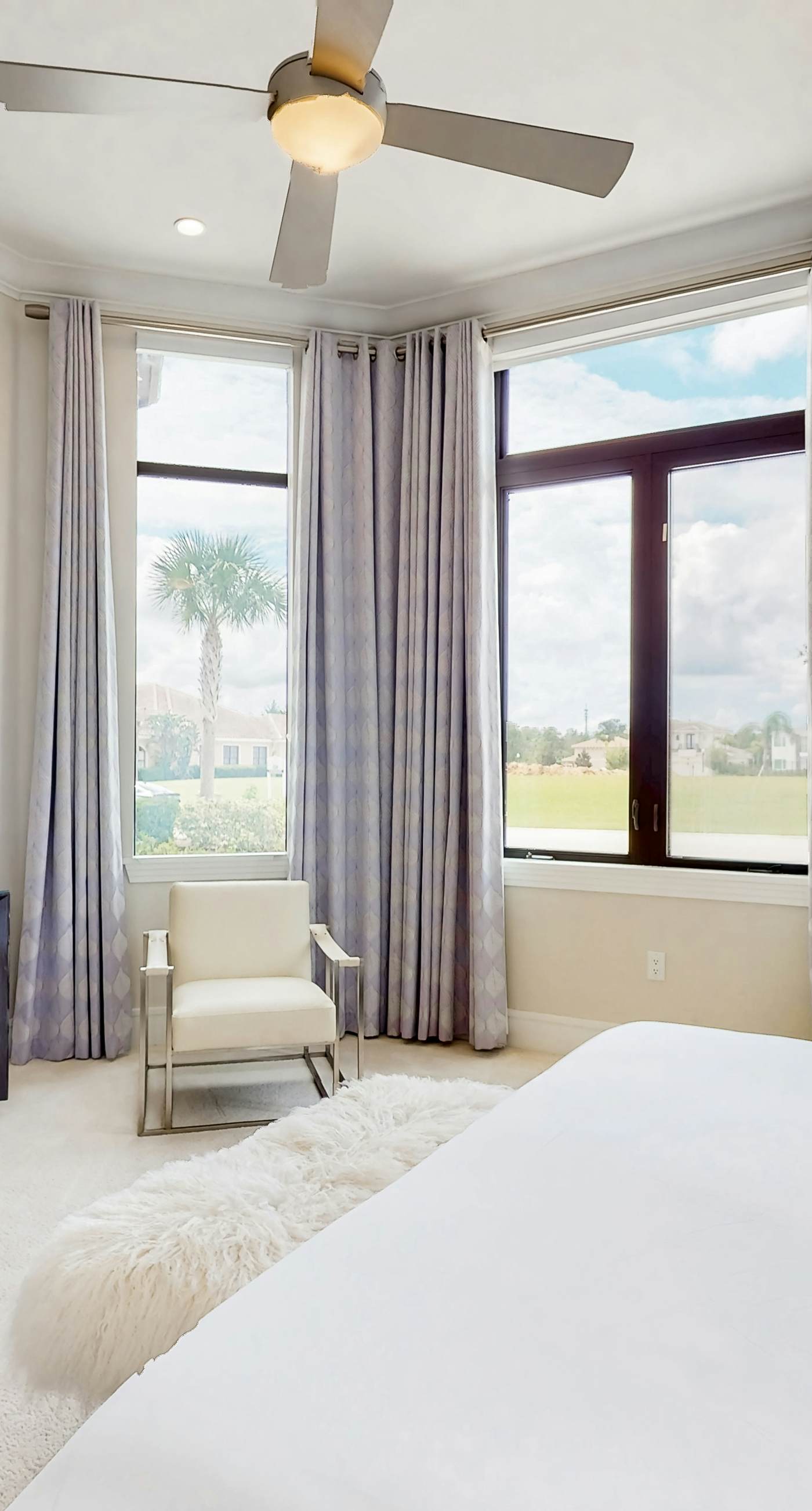 W313E - The Epic Portal Mansion