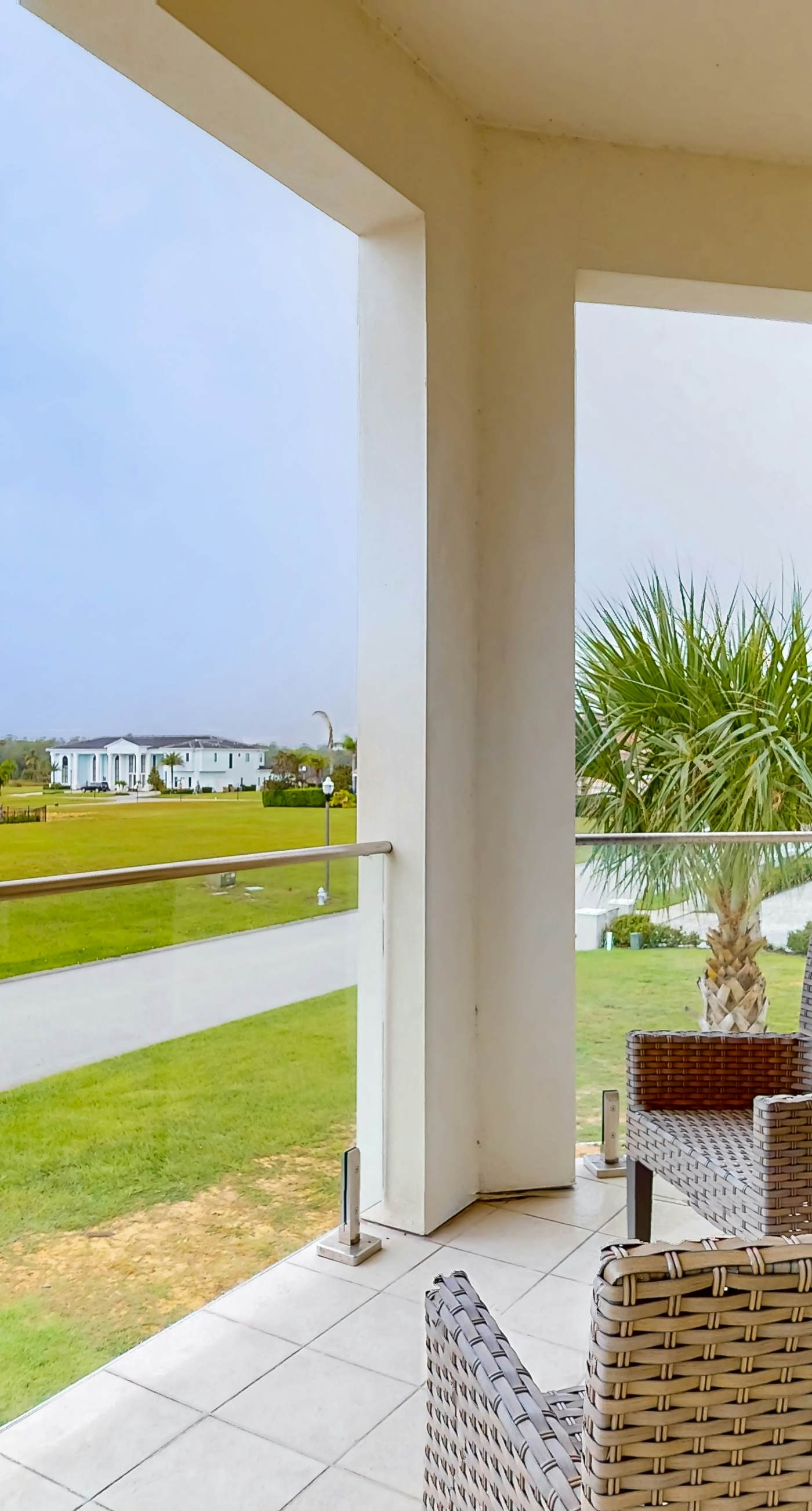 W313E - The Epic Portal Mansion