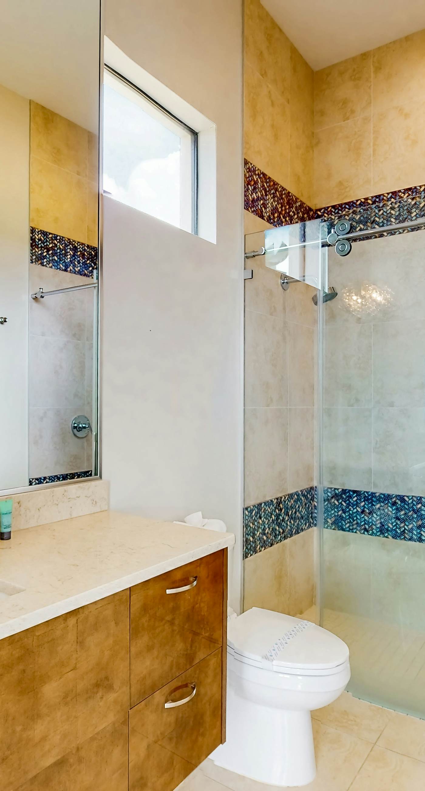 W313E - The Epic Portal Mansion