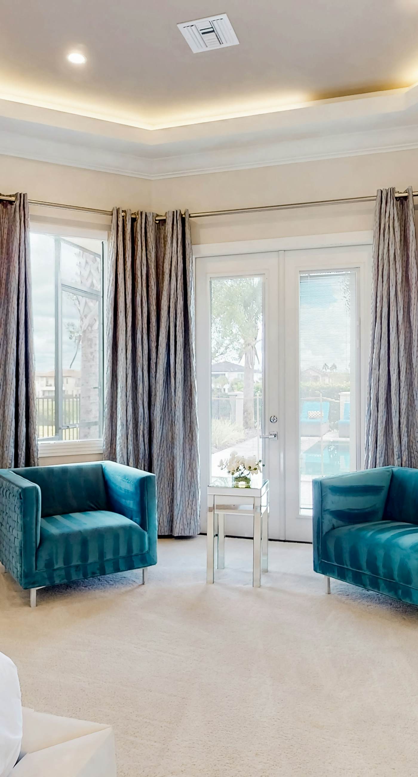 W313E - The Epic Portal Mansion