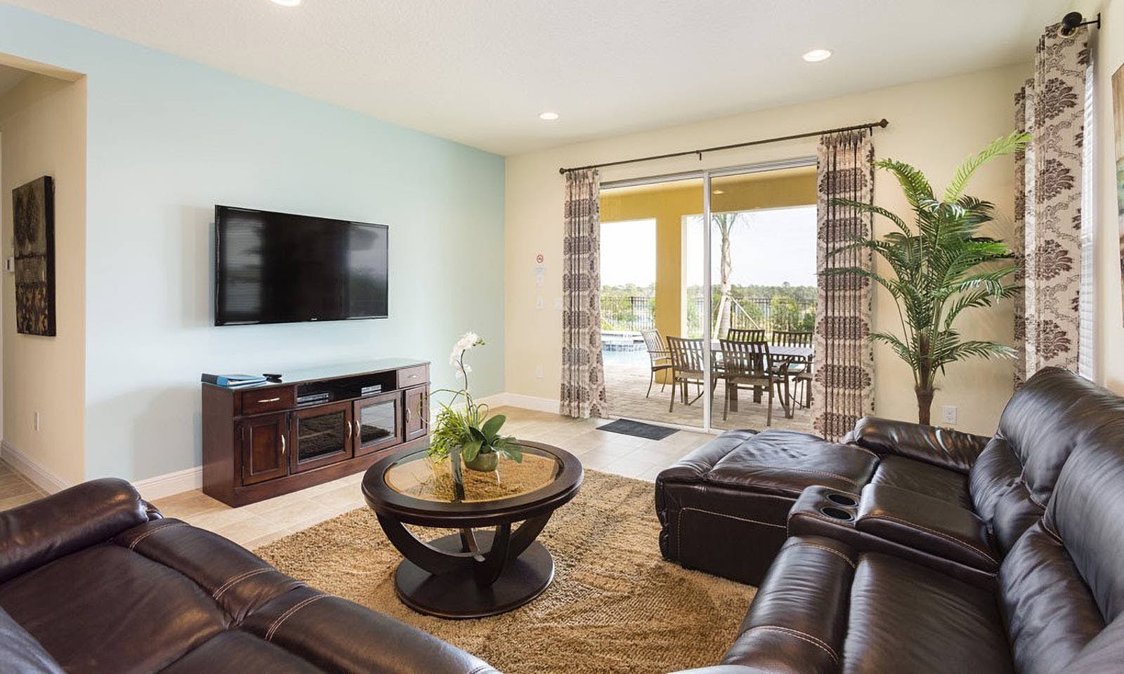 EC056 - The Uniquely Spacious Villa - FRM2