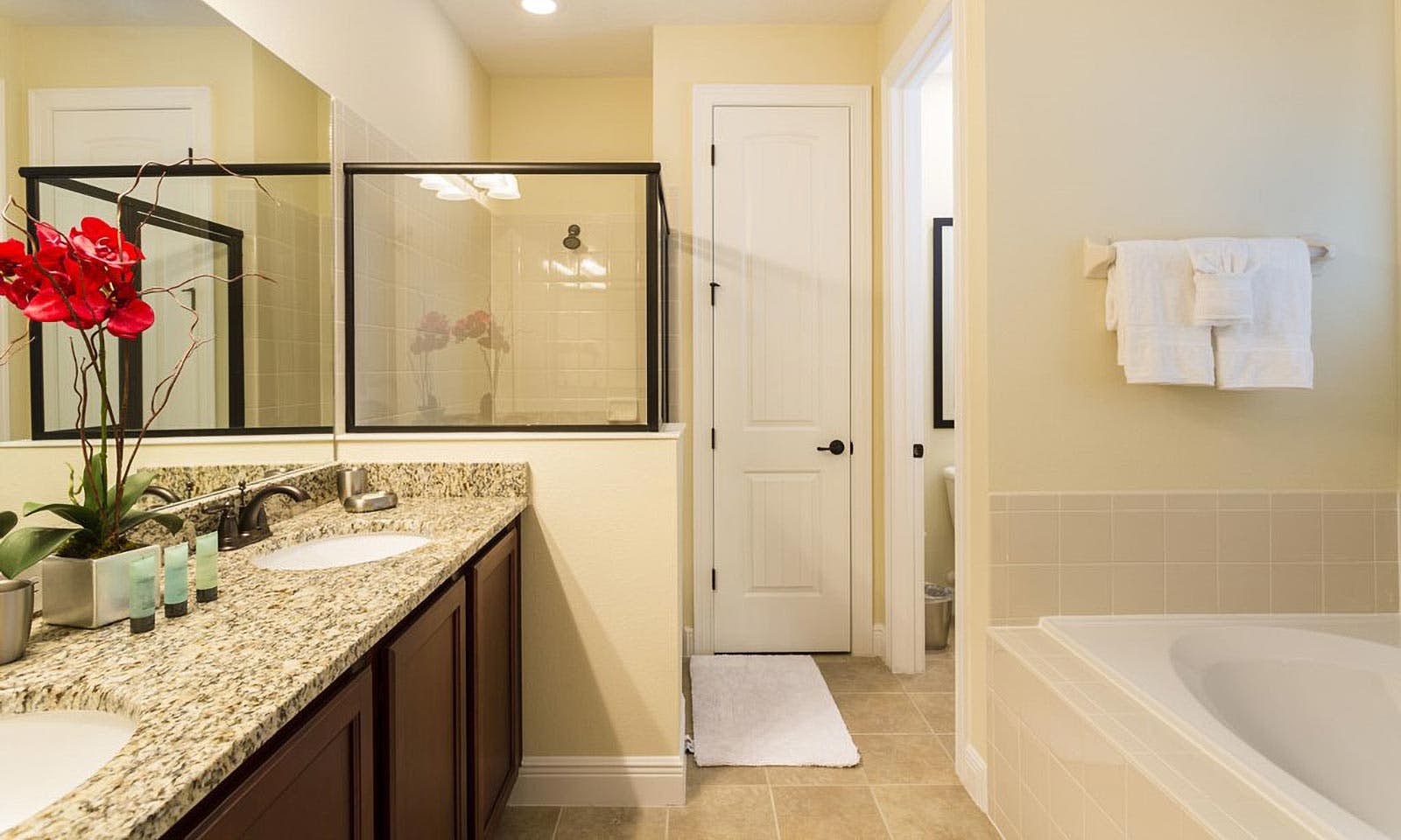 EC056 - The Uniquely Spacious Villa - FRM2