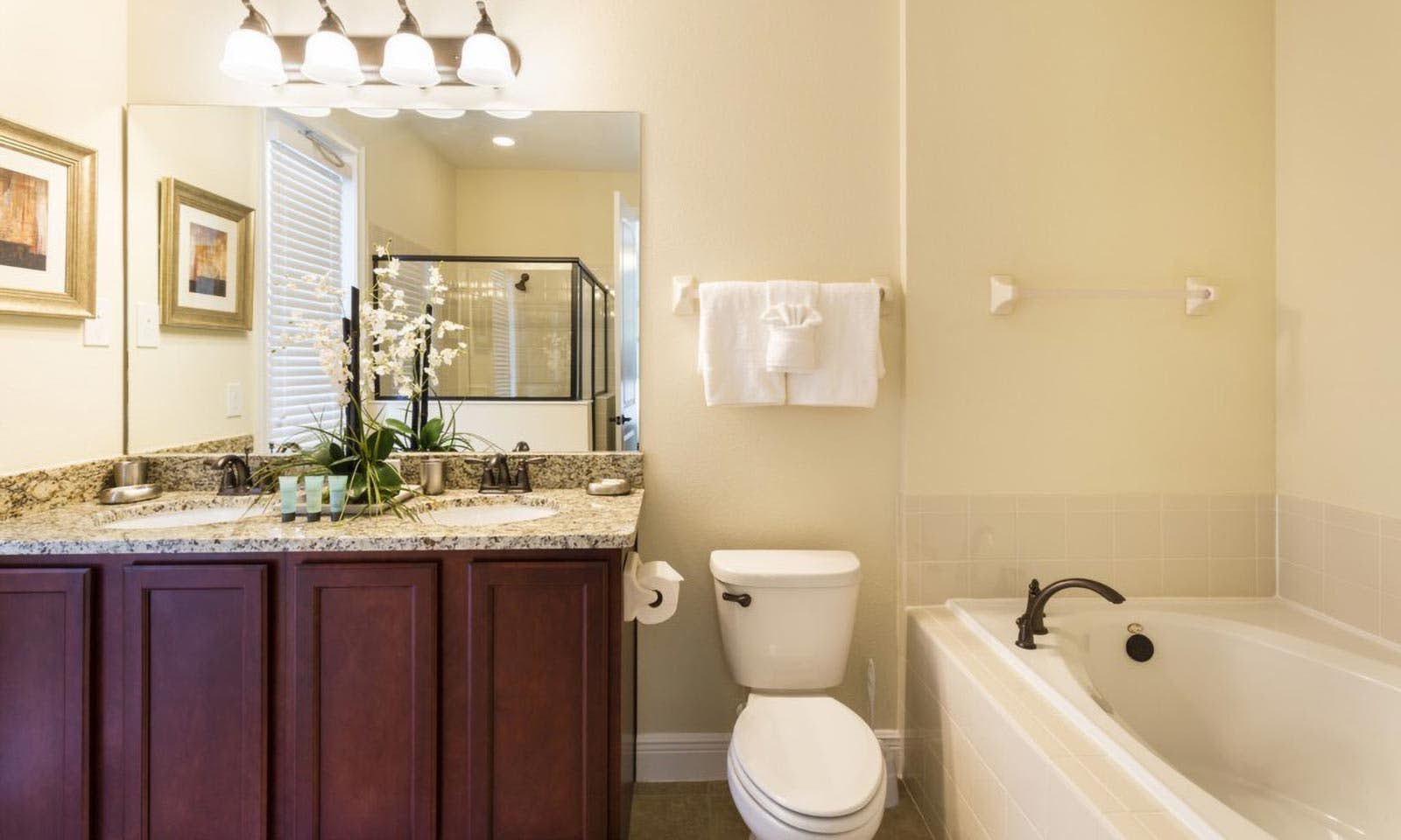 EC056 - The Uniquely Spacious Villa - FRM2