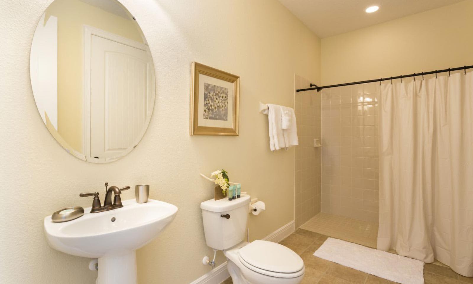 EC056 - The Uniquely Spacious Villa - FRM2