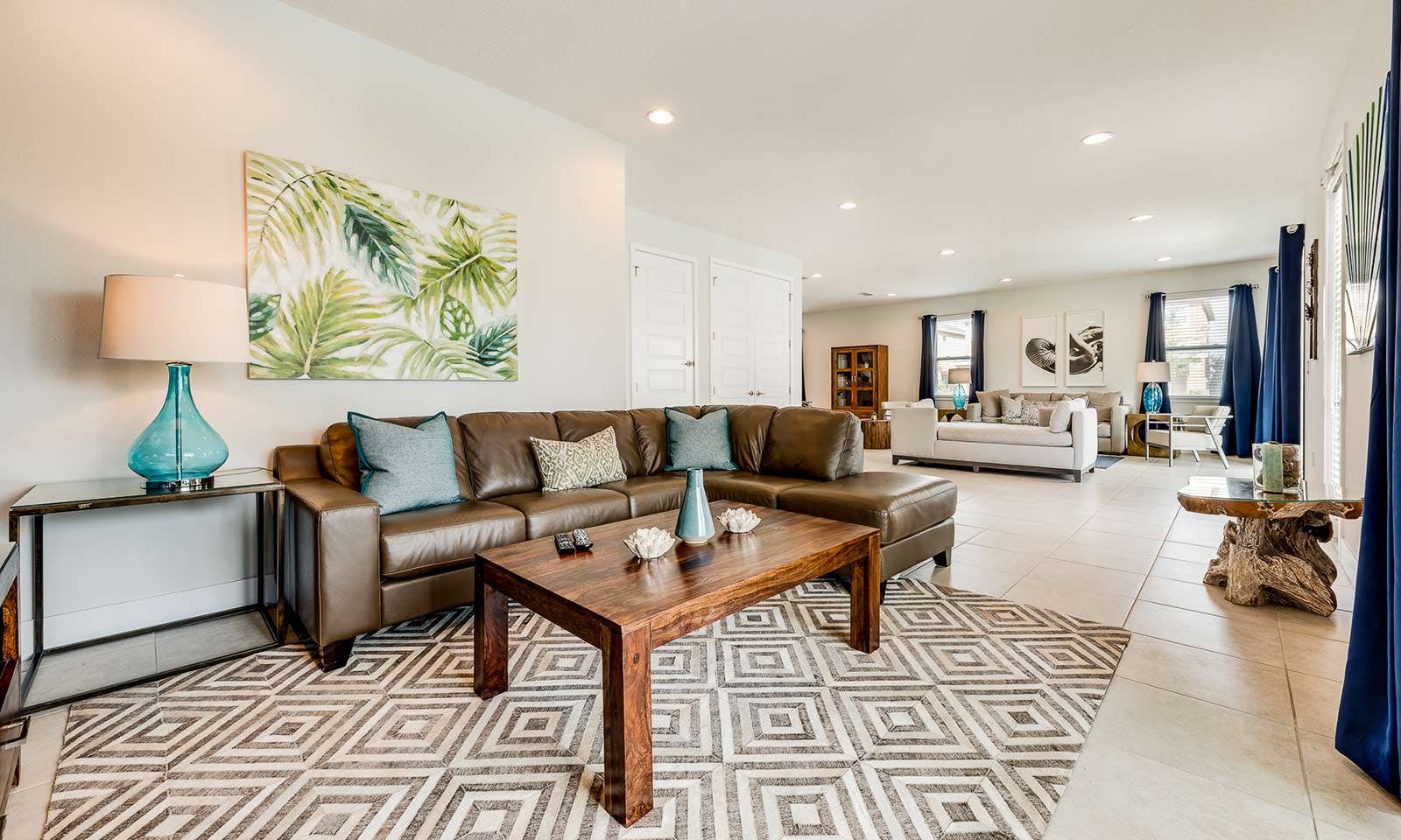 EC057 - The Custom Chateau - FRM2