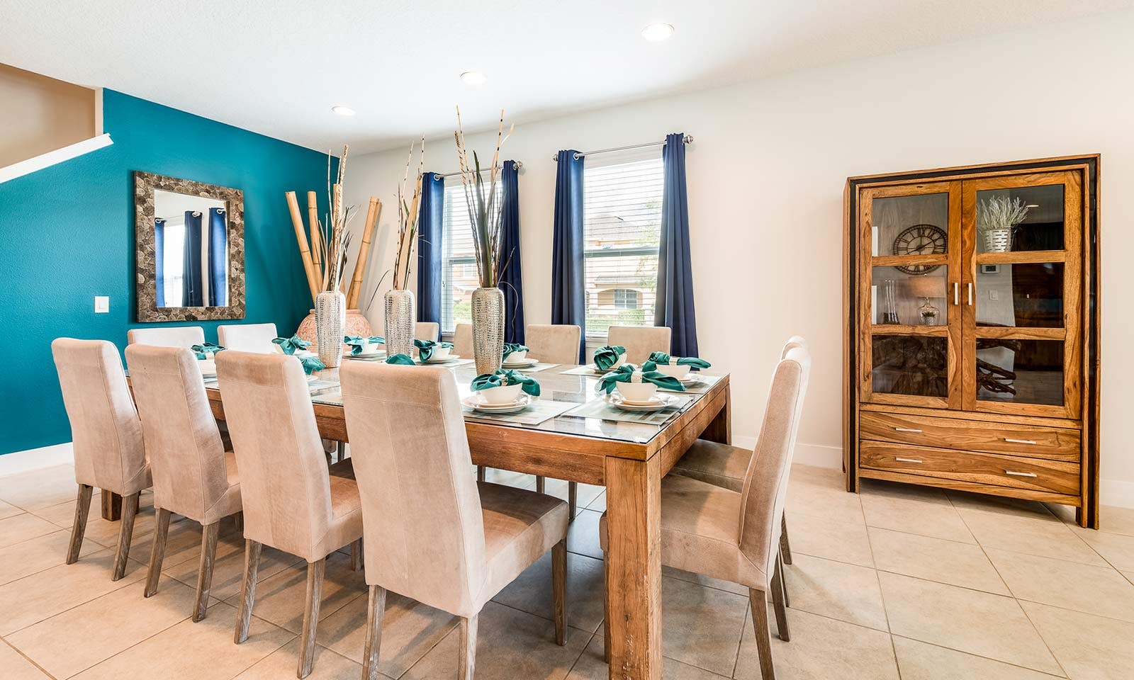 EC057 - The Custom Chateau - FRM2