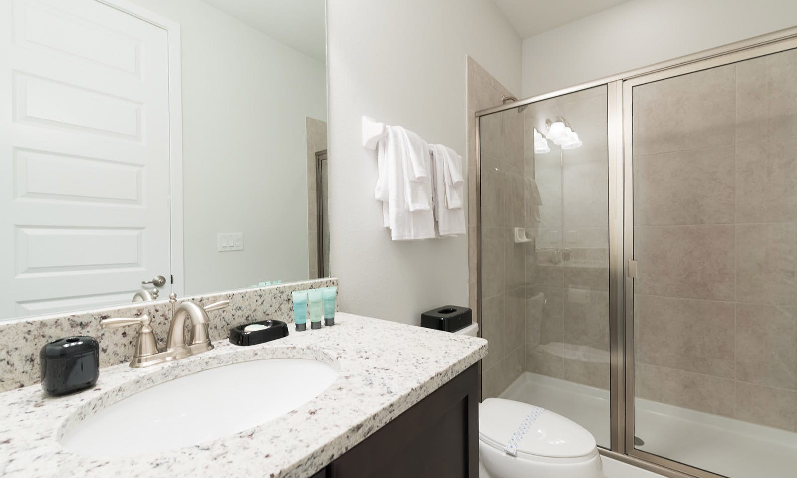 EC057 - The Custom Chateau - FRM2