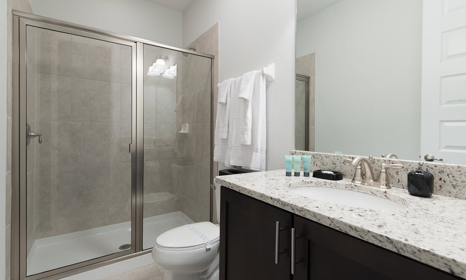 EC057 - The Custom Chateau - FRM2