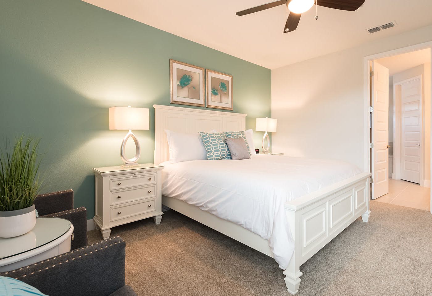 EC156 - The Stylish Sensation - KNG