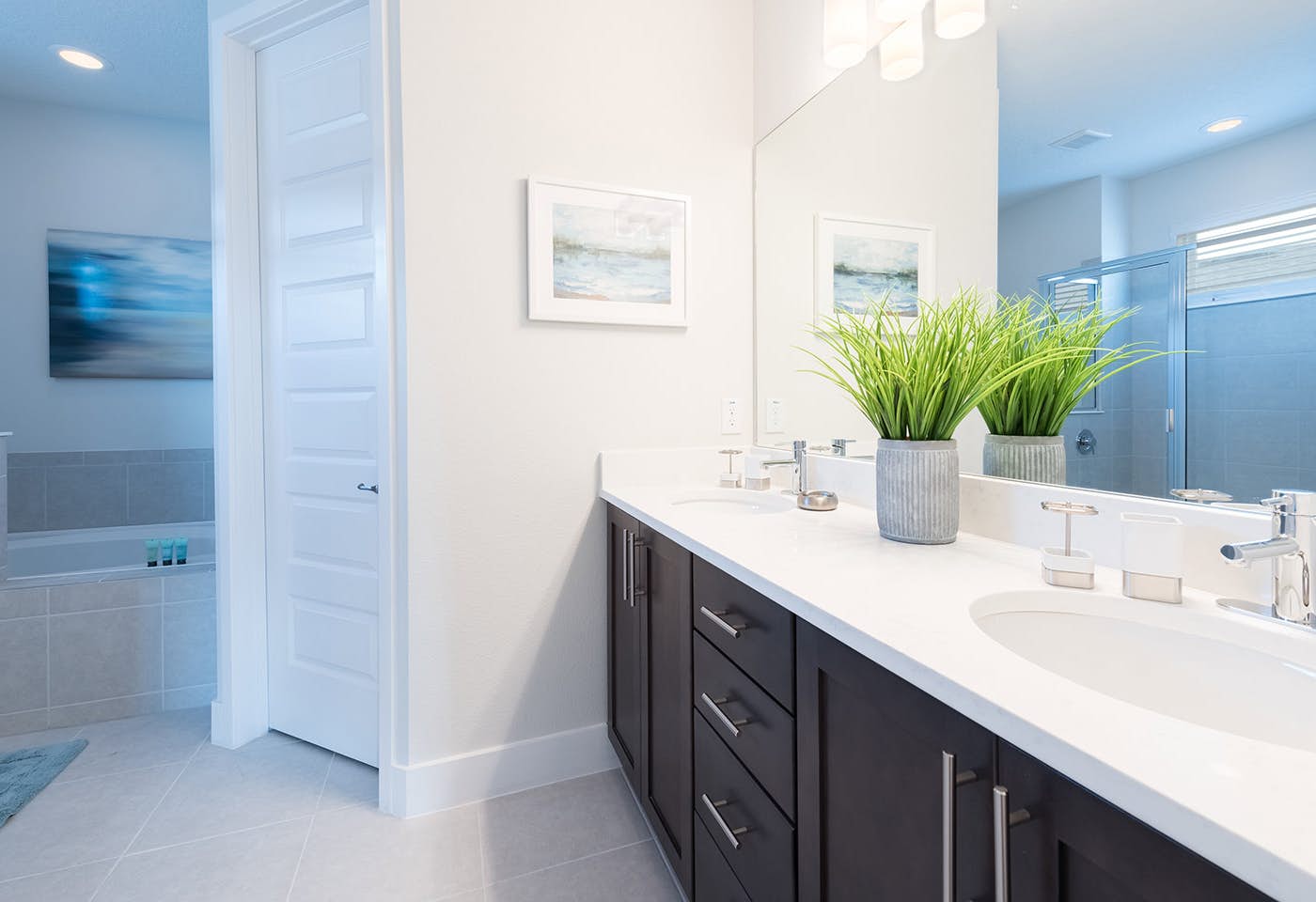 EC156 - The Stylish Sensation - KNG