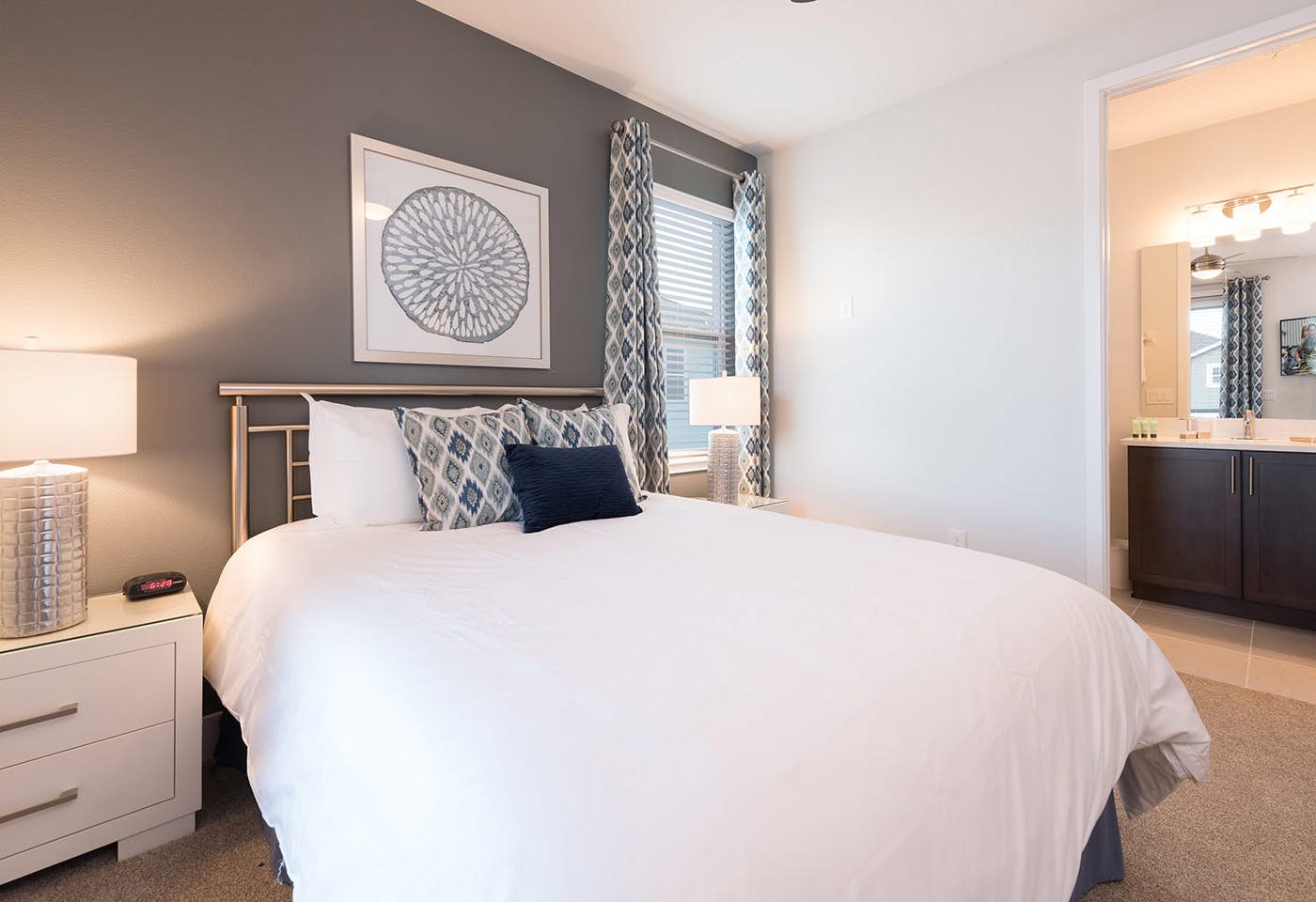 EC156 - The Stylish Sensation - KNG