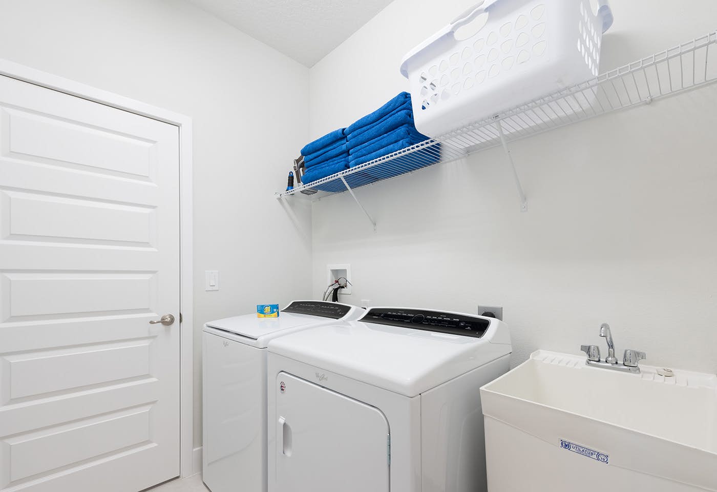 EC156 - The Stylish Sensation - KNG