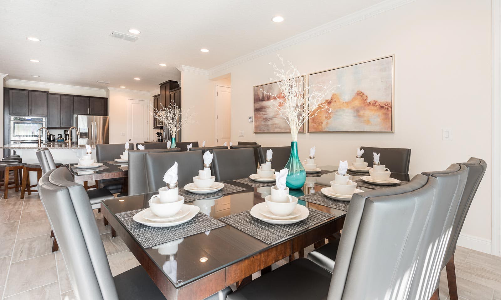 EC158 - The Tiki-Themed Villa - BIL