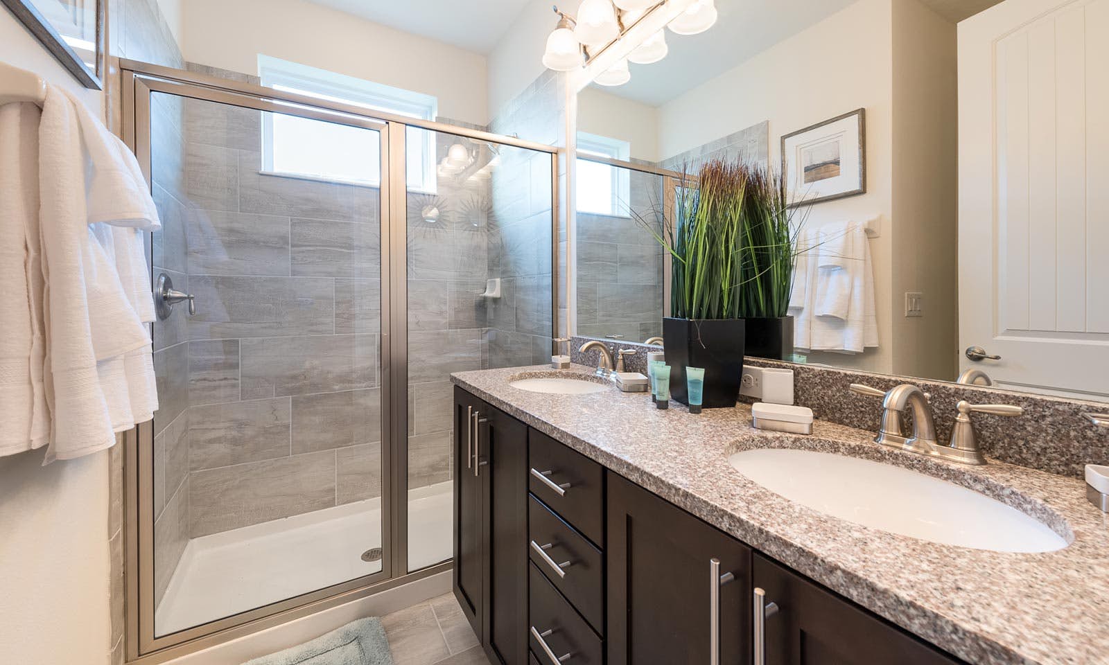 EC158 - The Tiki-Themed Villa - BIL