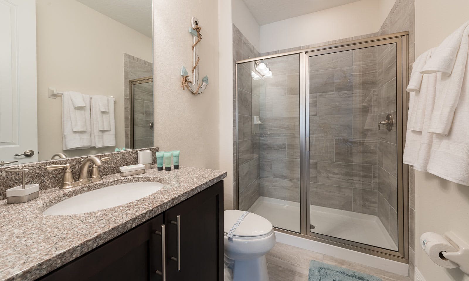 EC158 - The Tiki-Themed Villa - BIL