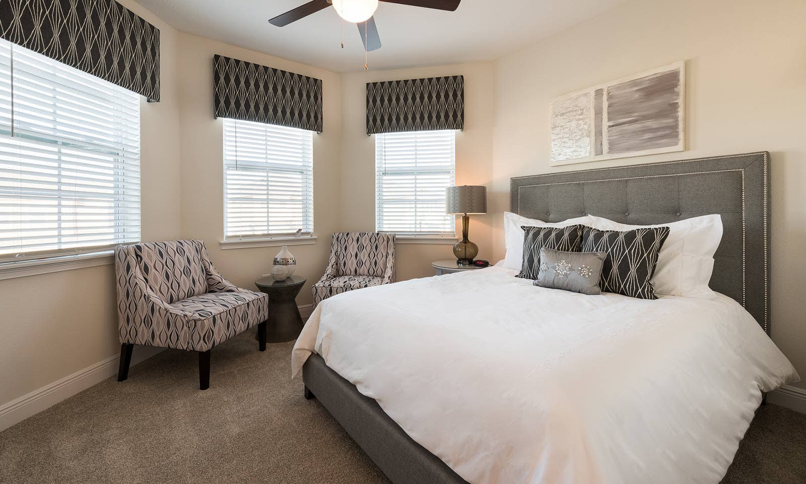 EC158 - The Tiki-Themed Villa - BIL