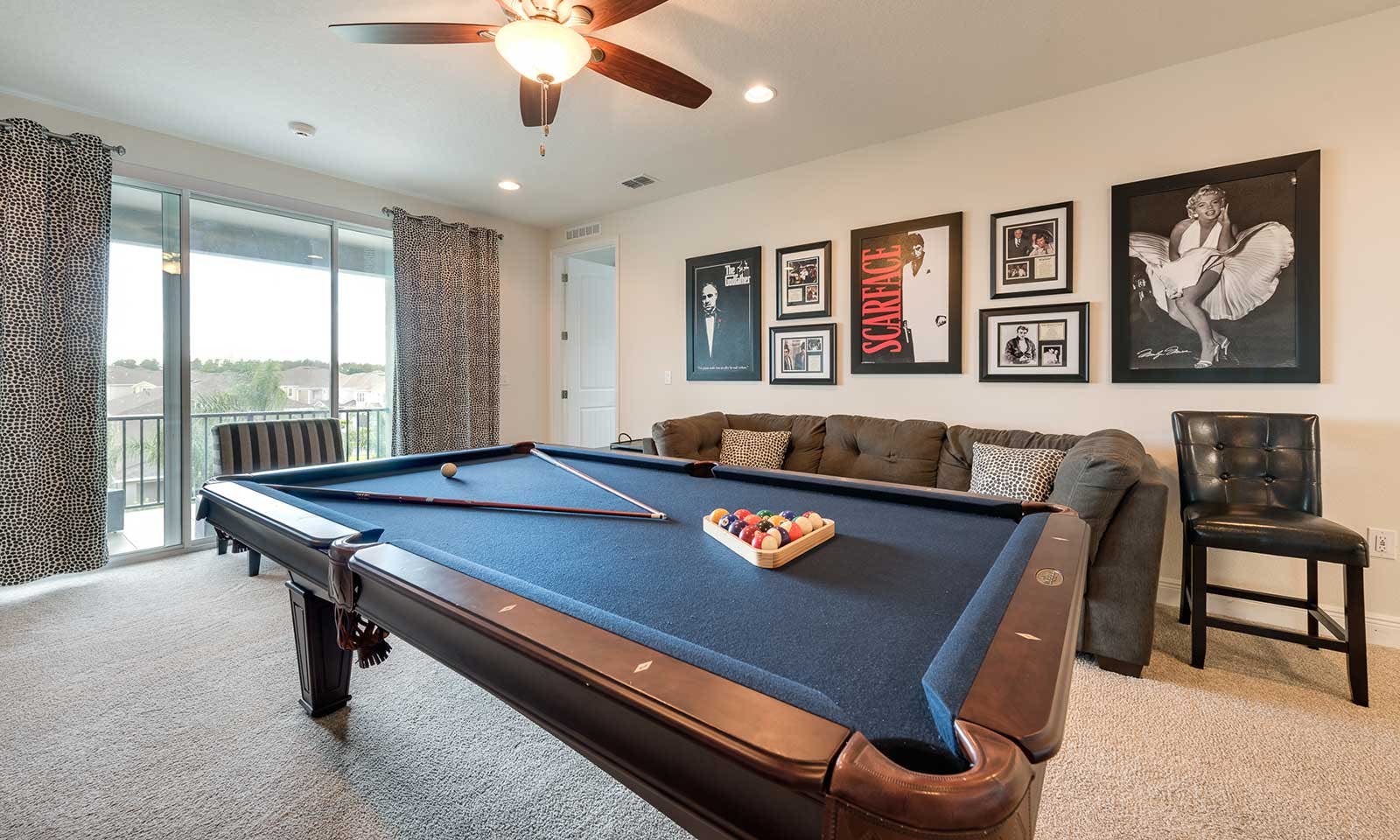 EC158 - The Tiki-Themed Villa - BIL