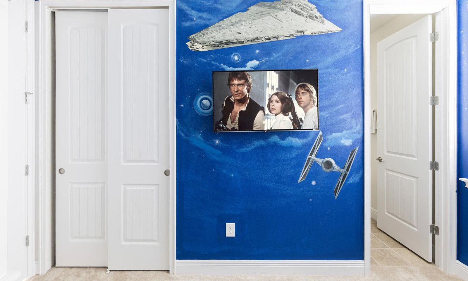 EC165 - The Playful Villa - WEL