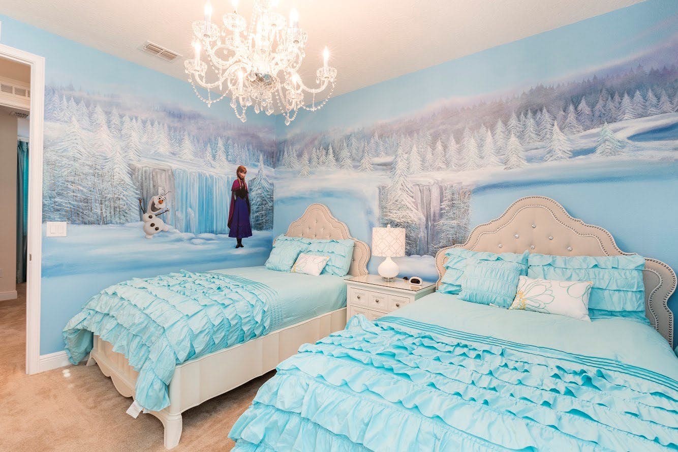 EC165 - The Playful Villa - WEL