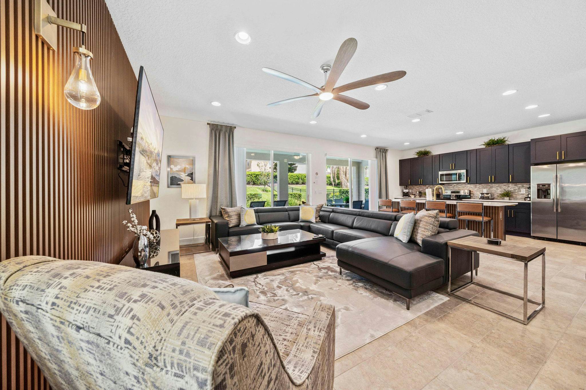 EC192 - The Modern Magical Villa - WEL