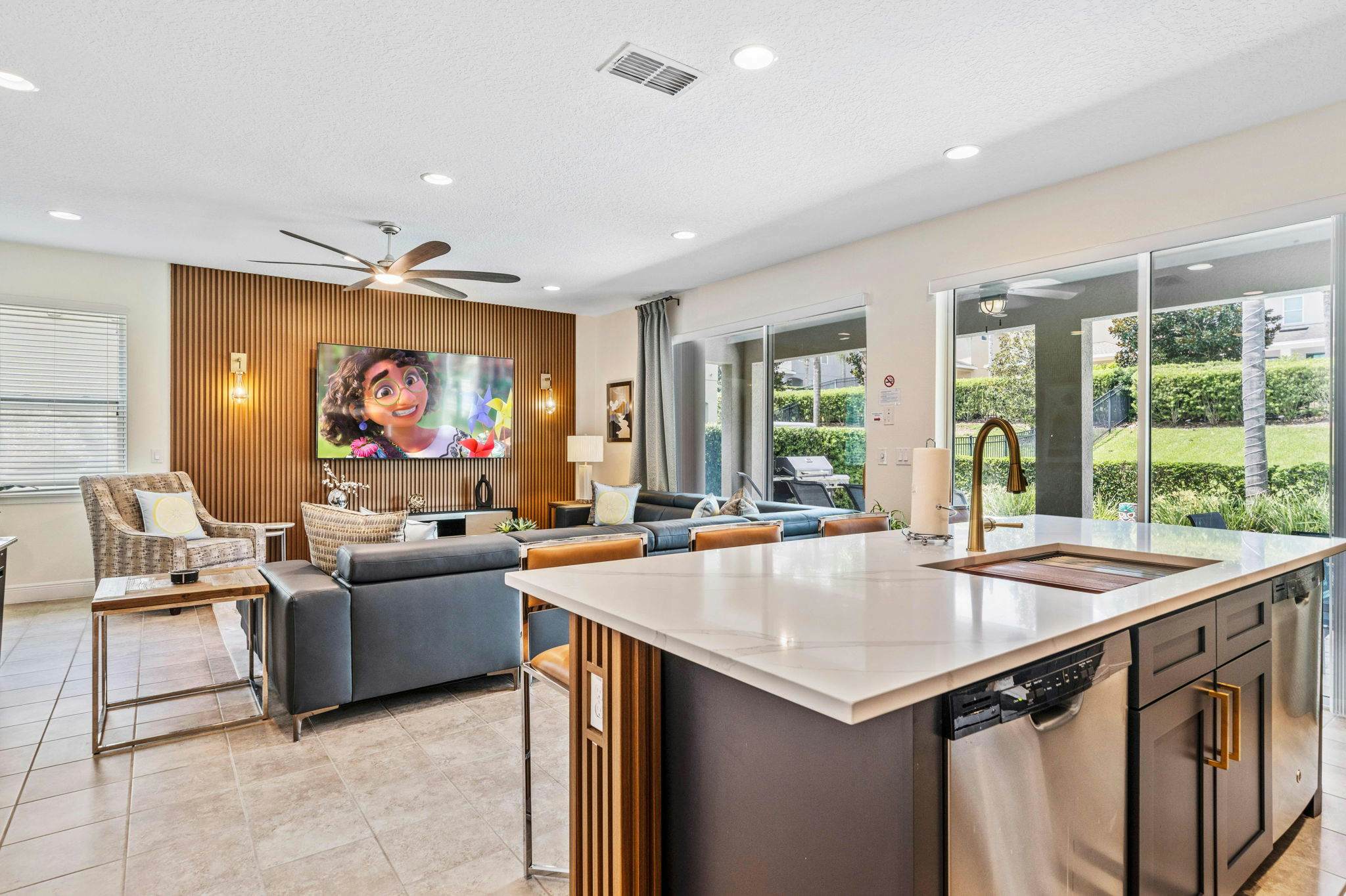 EC192 - The Modern Magical Villa - WEL