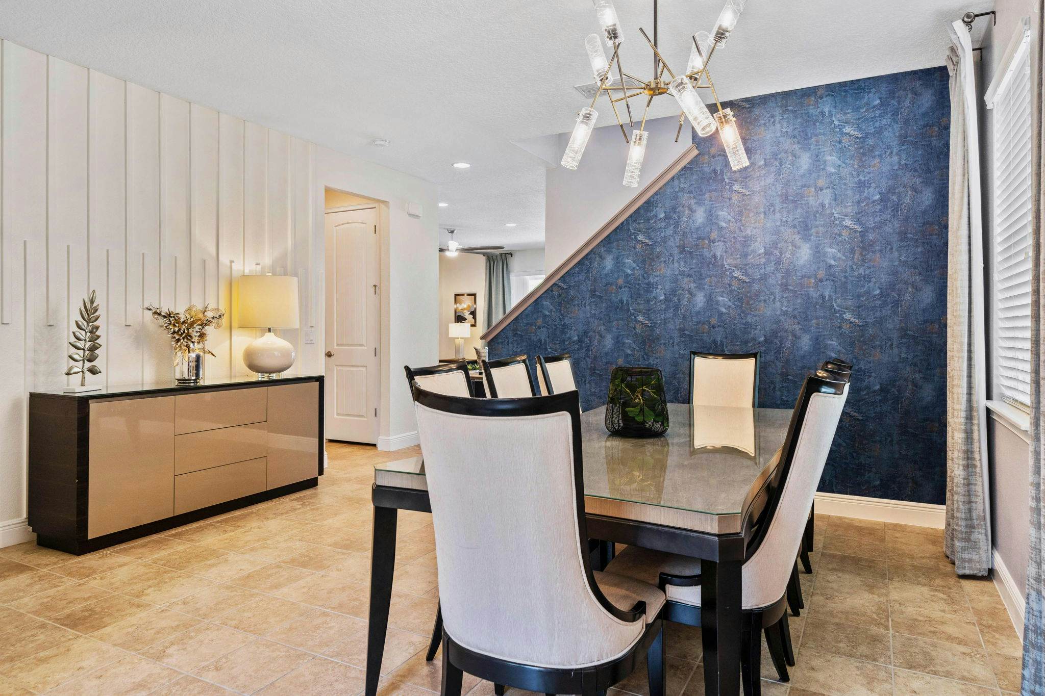 EC192 - The Modern Magical Villa - WEL