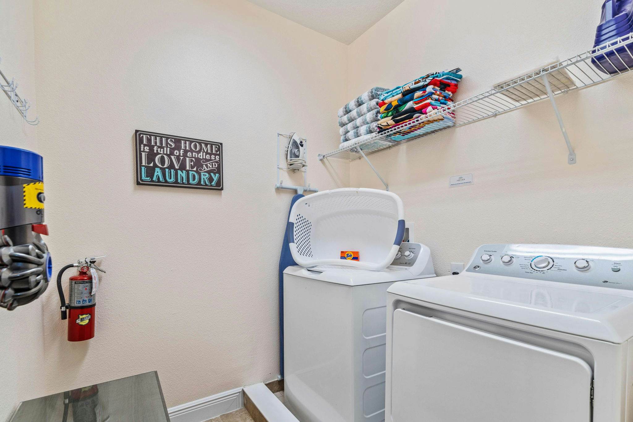 EC192 - The Modern Magical Villa - WEL