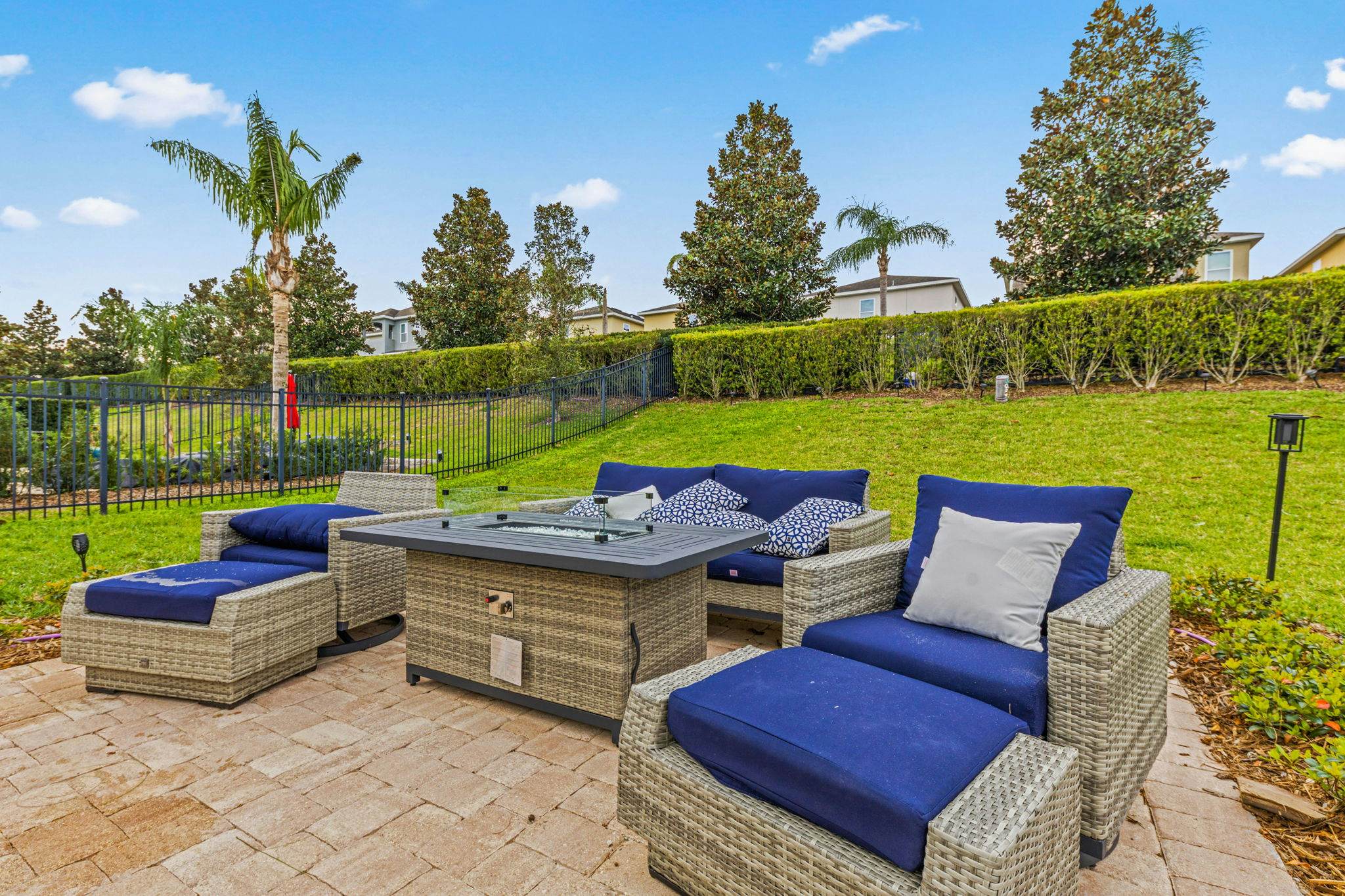 EC192 - The Modern Magical Villa - WEL