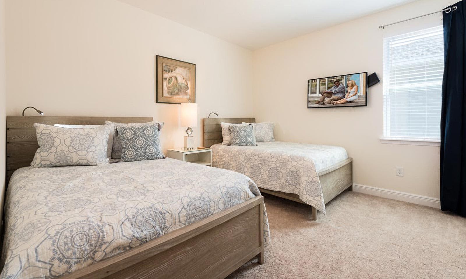 EC216 - Onboarding - The Bright, Sprightly Villa - WEL