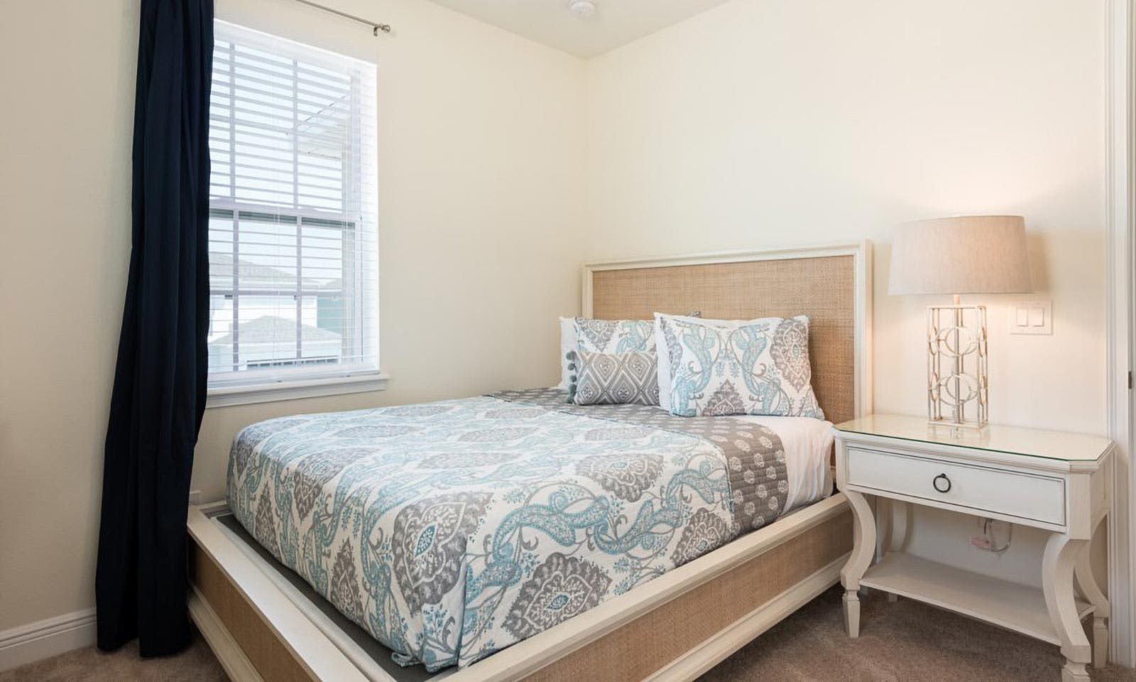 EC216 - Onboarding - The Bright, Sprightly Villa - WEL