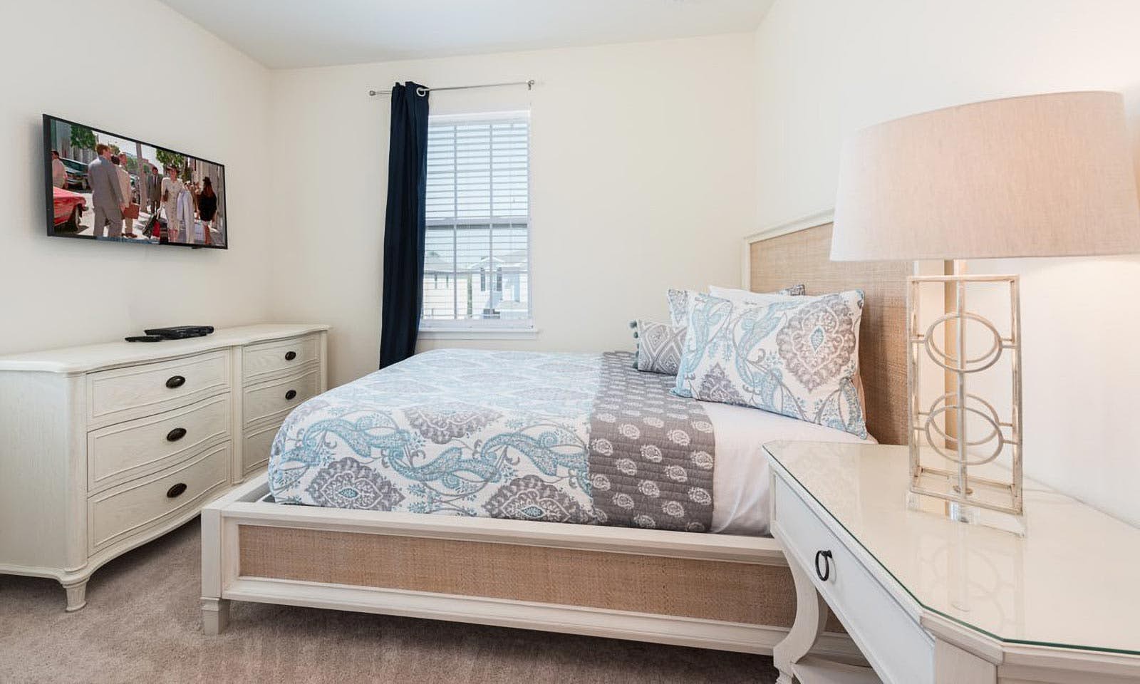 EC216 - Onboarding - The Bright, Sprightly Villa - WEL