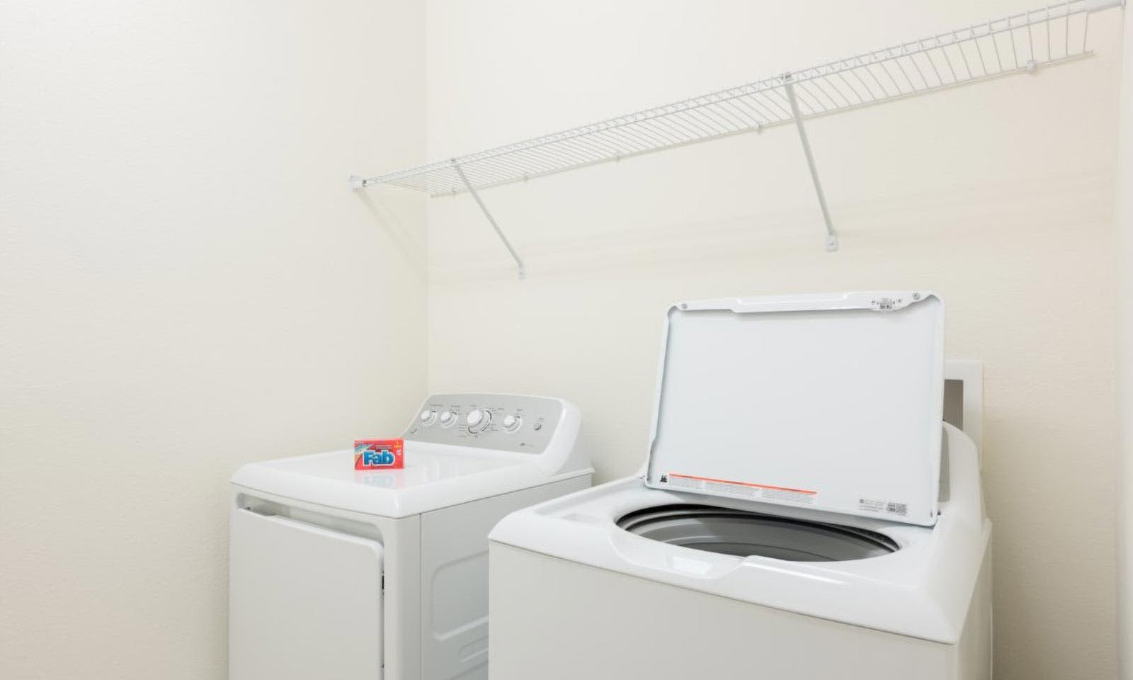 EC216 - Onboarding - The Bright, Sprightly Villa - WEL