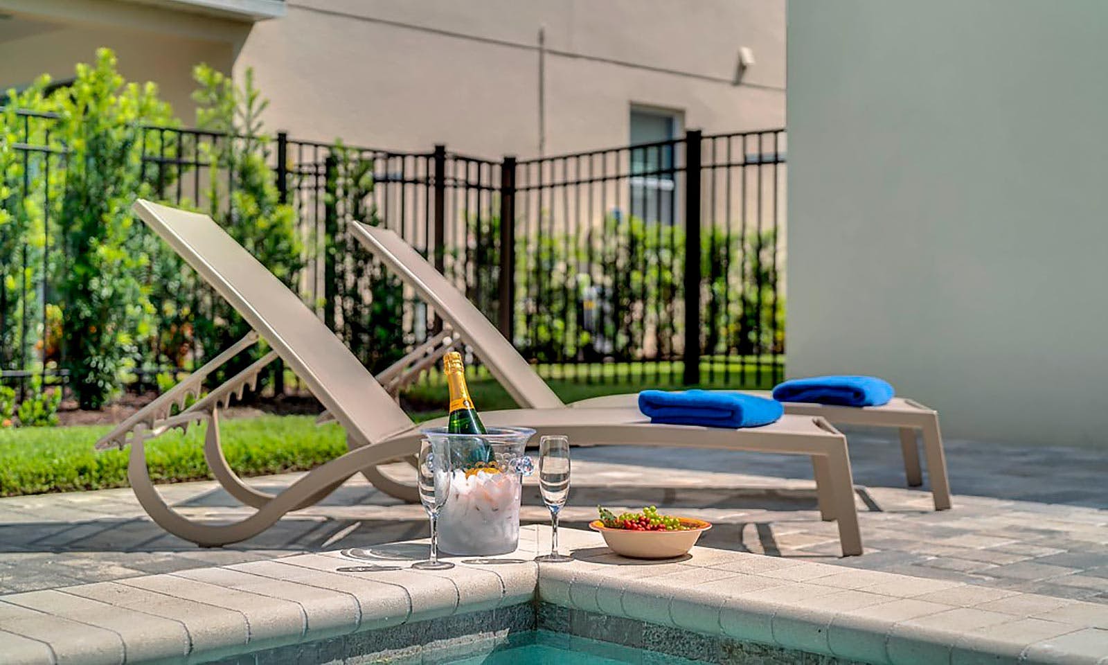 EC248 - The Fab Fortress - STCRX2