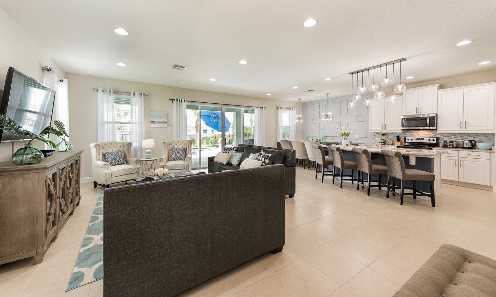 EC256 - The Colorful Bright Chateau - STCRX1