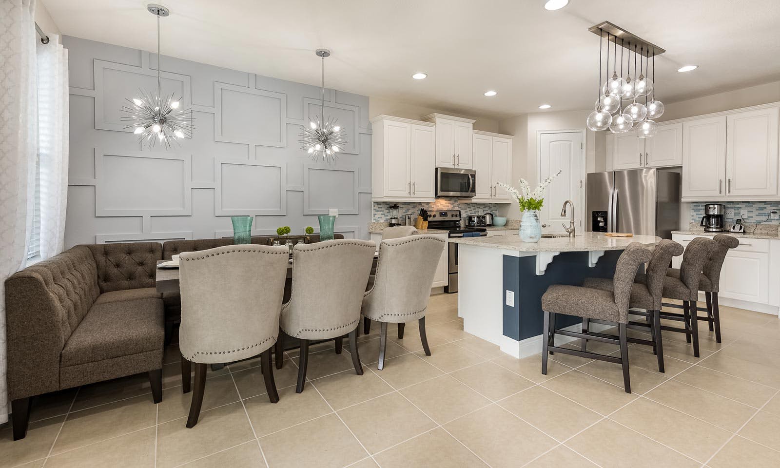 EC256 - The Colorful Bright Chateau - STCRX1