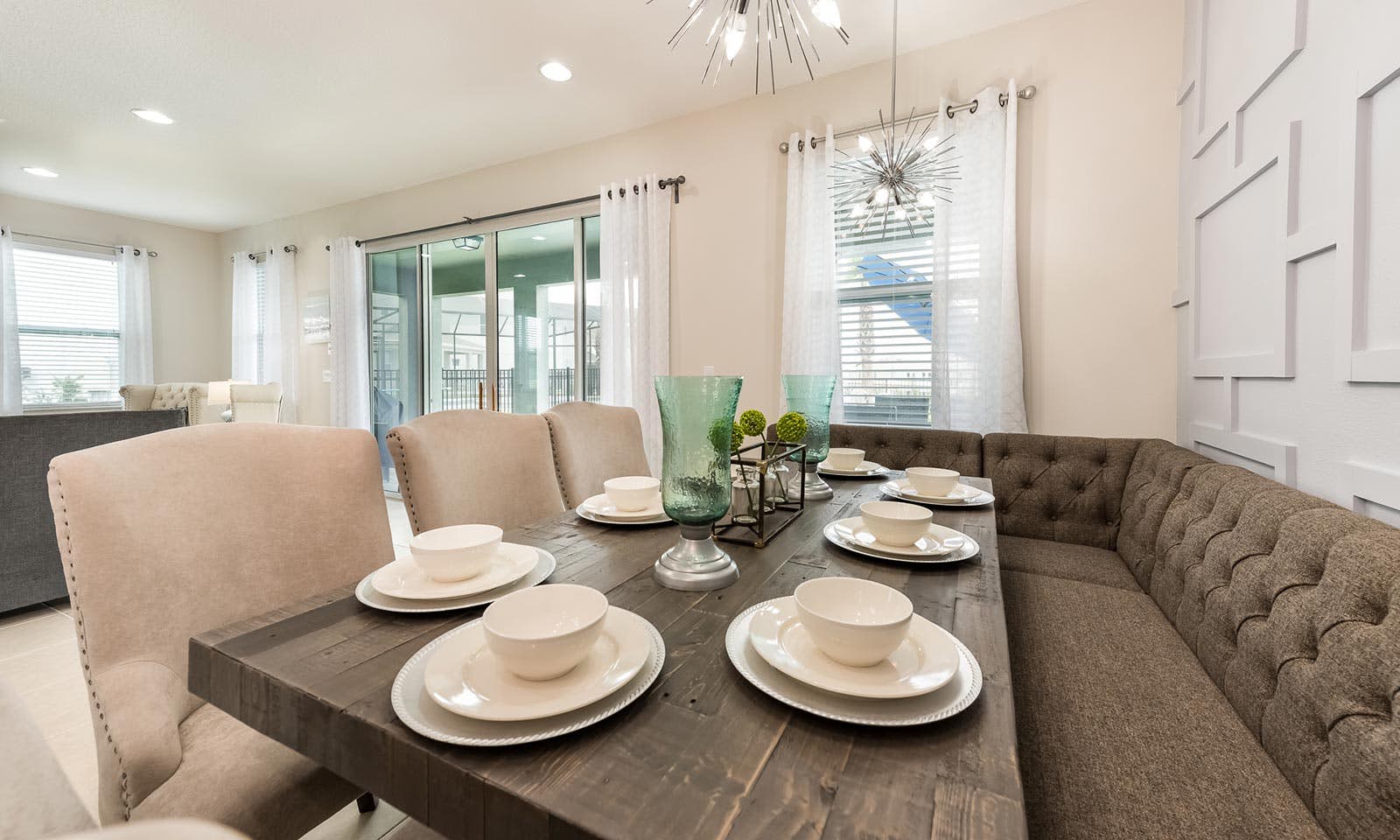 EC256 - The Colorful Bright Chateau - STCRX1