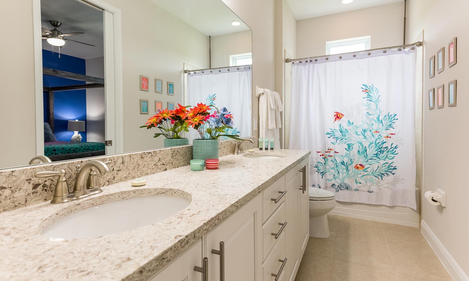 EC256 - The Colorful Bright Chateau - STCRX1