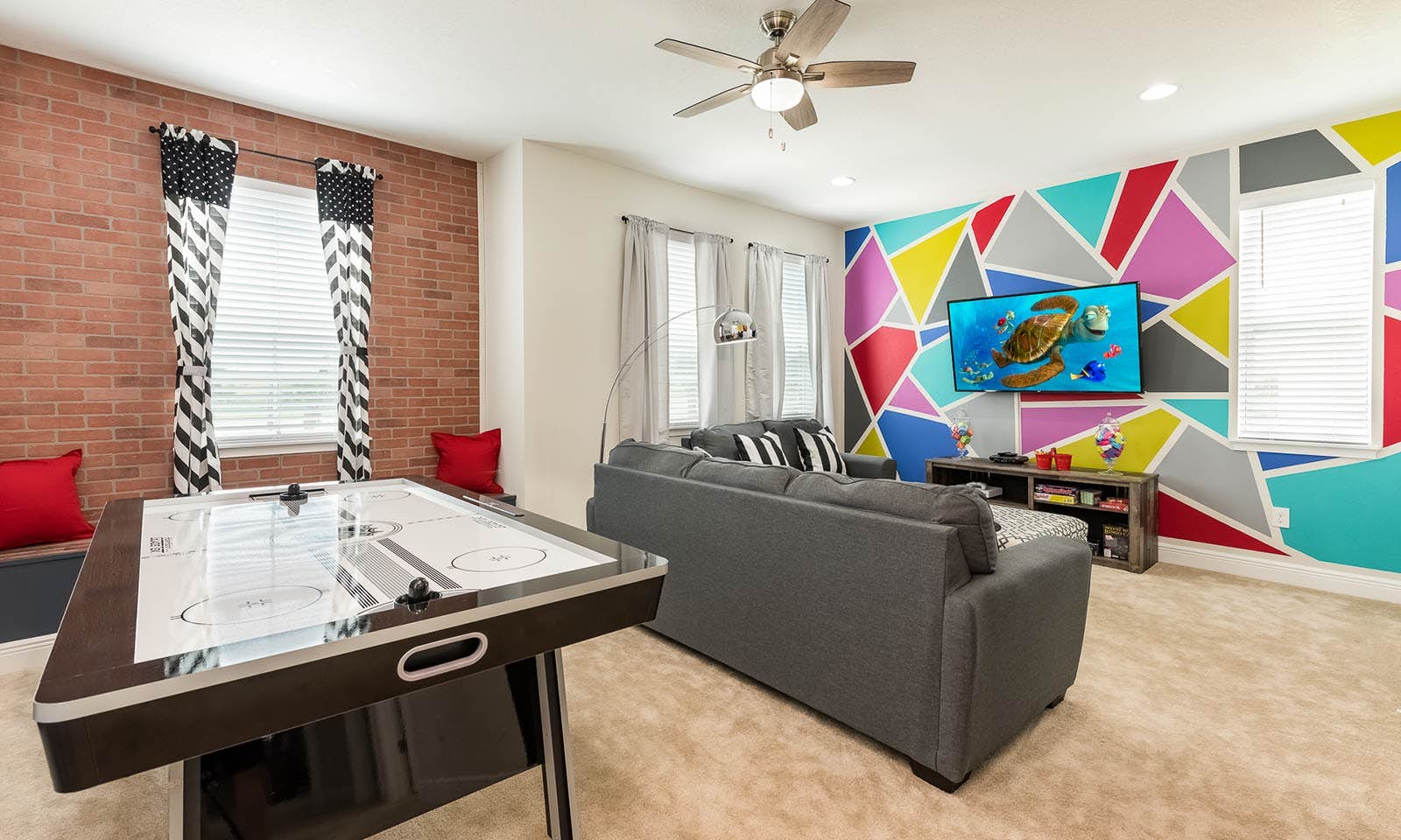 EC256 - The Colorful Bright Chateau - STCRX1